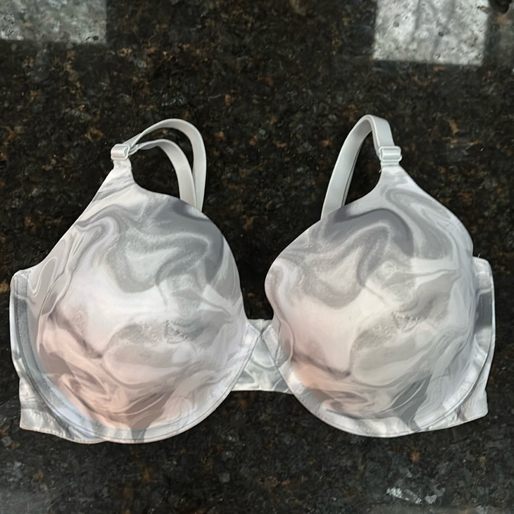 Victorias Secret Pink padded bra